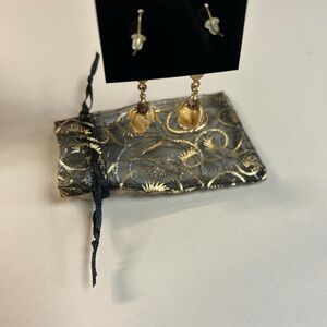 Flower earrings 💐